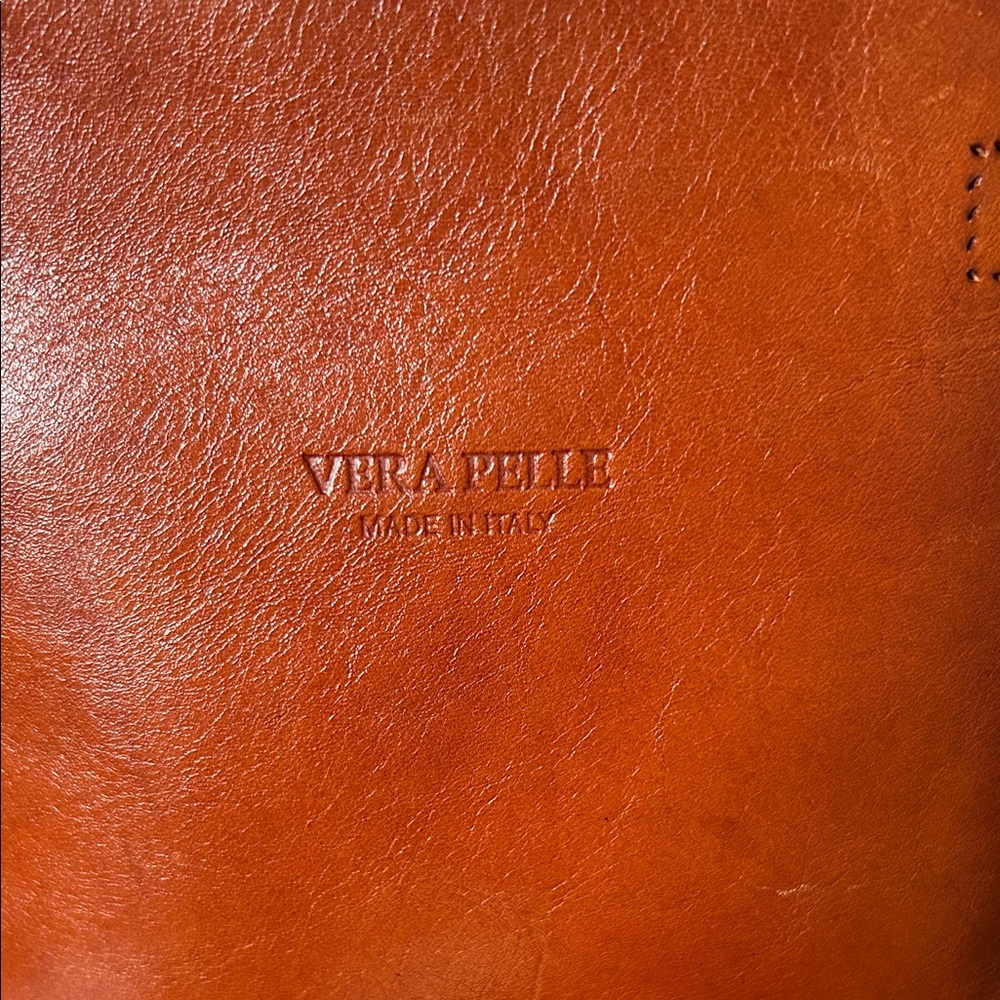 Vera Pelle Genuine Leather Crossbody Bag Made in Italy – Caramel Brown🤎🧡 - Picture 2 of 8